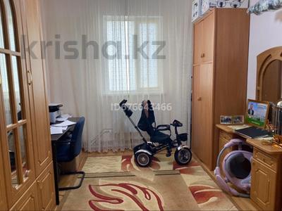 Отдельный дом · 6 комнат · 340 м² · 600 сот., Айманова 26 за 60 млн ₸ в Атырау, мкр Привокзальный-5