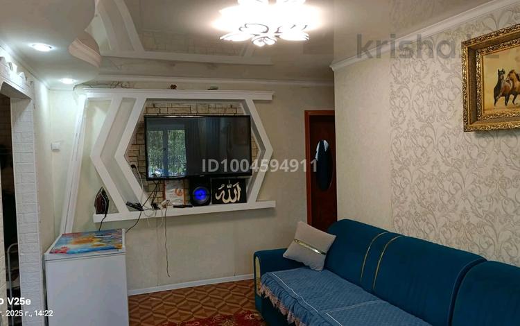 3-комнатная квартира · 60 м² · 1/5 этаж, Майкудук, Майкудук, 13й микрорайон за 15 млн ₸ в Караганде, Алихана Бокейханова р-н — фото 2