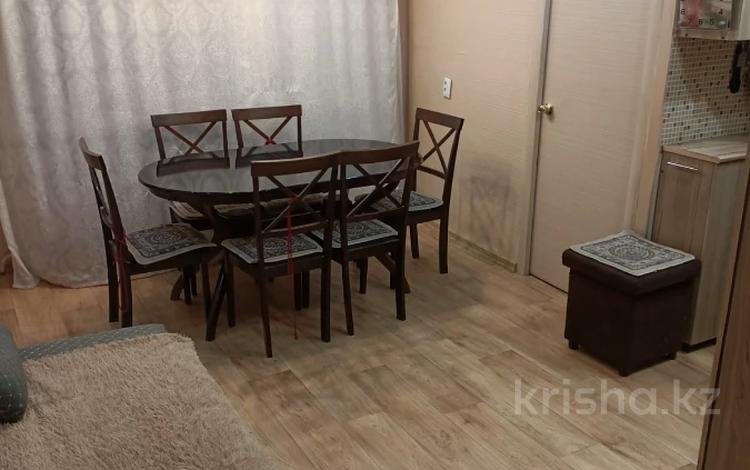 3-комнатная квартира · 42.3 м² · 2/5 этаж, 342 квартал за 17.5 млн 〒 в Семее — фото 2