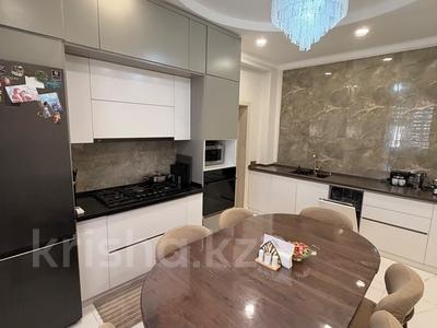 4-комнатная квартира · 125 м² · 9/10 этаж, 29-й мкр 220 за 50 млн ₸ в Актау