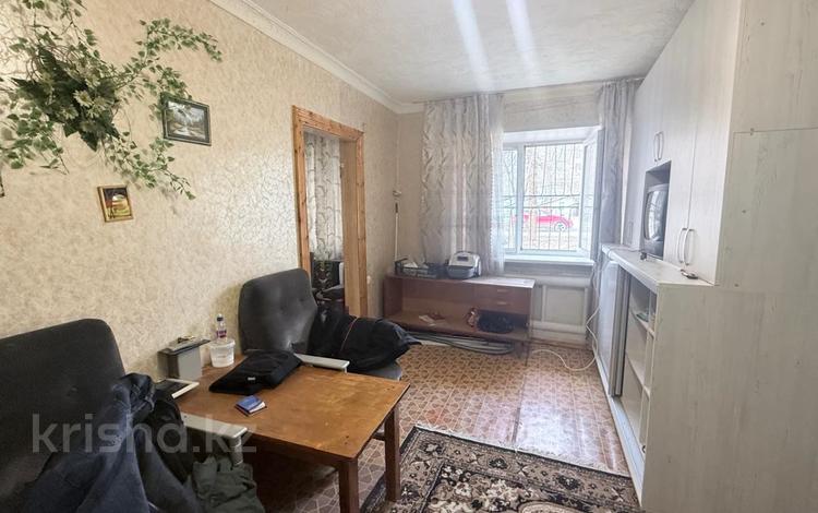 2-бөлмелі пәтер · 40 м² · 1/2 қабат, Жунисова 175, бағасы: 8 млн ₸ в Уральске — фото 2