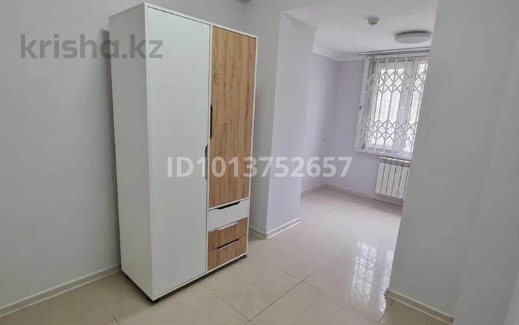 Кабинеттер және жұмыс орындары · 15 м², бағасы: 300 000 ₸ в Алматы, Алмалинский р-н — фото 2