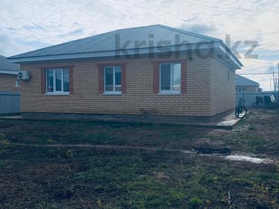 Отдельный дом · 3 комнаты · 80 м² · 5 сот., мкр Жулдыз 28 за 30 млн 〒 в Уральске