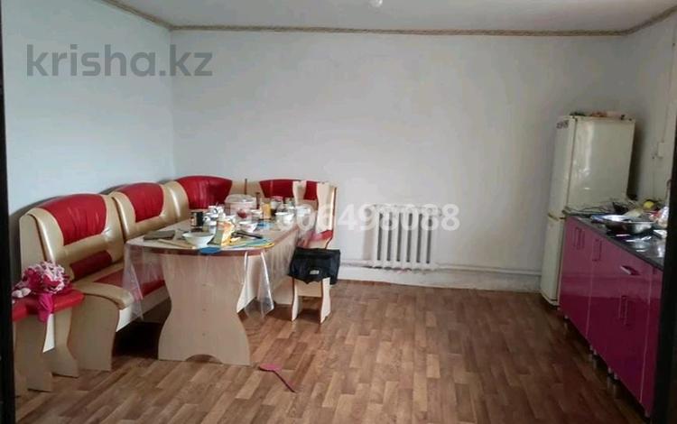 Отдельный дом · 3 комнаты · 110 м² · 17 сот., Найманбая 56 за ~ 4.9 млн ₸ в Урджаре — фото 2