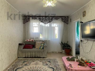4-бөлмелі пәтер · 61.3 м² · 3/5 қабат, Строителей 4, бағасы: 10.5 млн ₸ в Аксу