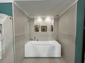 6-комнатная квартира · 255 м² · 10/11 этаж, мкр Новый Город, Лободы 25/3 за 110 млн ₸ в Караганде, Казыбек би р-н — фото 46