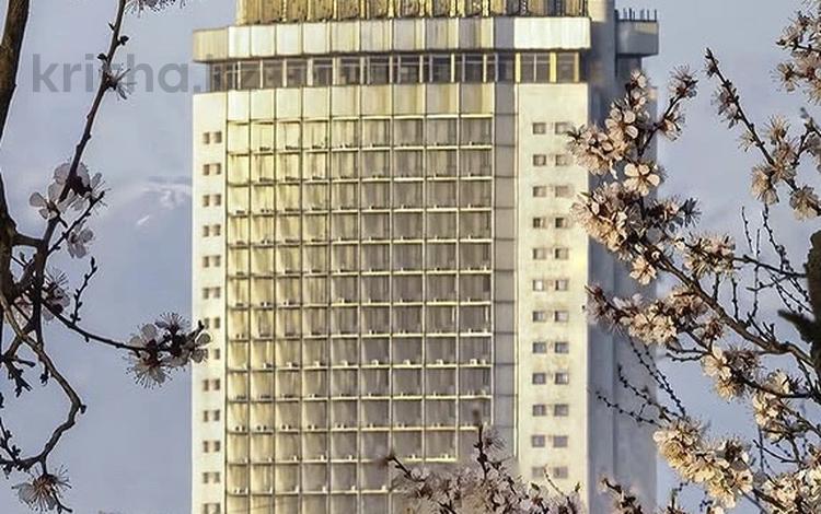 3-бөлмелі пәтер · 80 м² · 4/8 қабат, Пр.Достык, бағасы: 340 000 ₸ в Алматы — фото 128