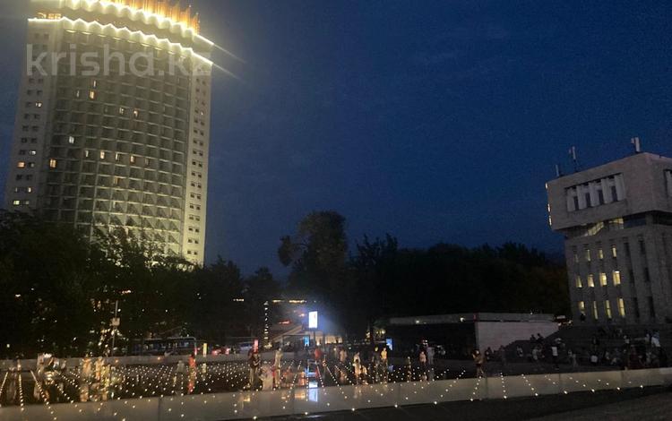 1-комнатная квартира · 40 м² · 3/5 этаж, Пр.Абая за 325 000 〒 в Алматы — фото 82