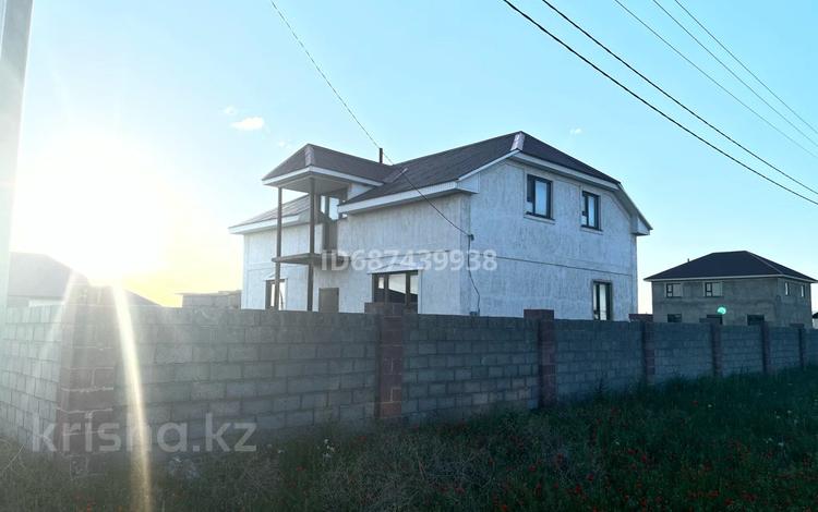 Отдельный дом • 5 комнат • 200 м² • 10 сот., Алтынсарин 1397 за 20 млн 〒 в Талдыкоргане, село Ынтымак — фото 2