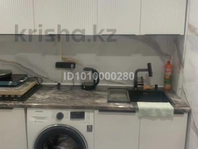 2-комнатная квартира · 50 м² · 2/9 этаж, 27-й мкр 41 за 2 000 〒 в Актау