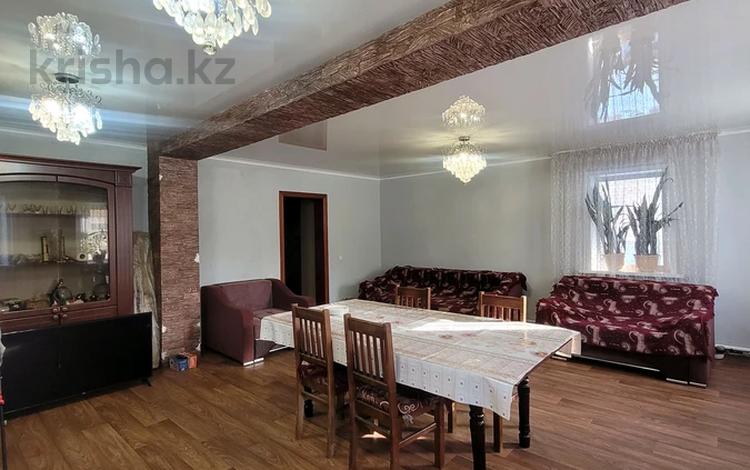 Отдельный дом · 4 комнаты · 181.7 м² · 5 сот., Томская — Район Казправды за 45 млн 〒 в Павлодаре — фото 2
