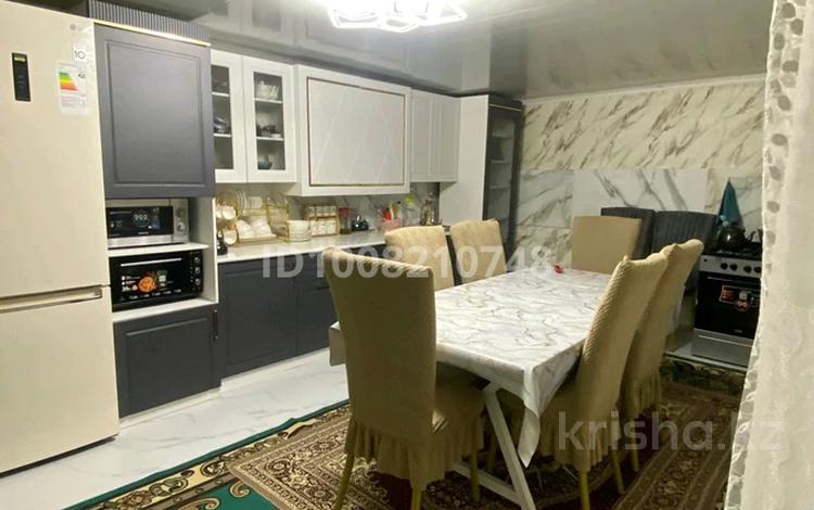 Отдельный дом · 6 комнат · 111 м² · 16 сот., Бекназарова 44 за 26 млн ₸ в Таразе — фото 2