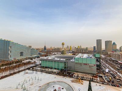 1-комнатная квартира · 100 м², Достык 5 за 2 000 ₸ в Астане, Есильский р-н