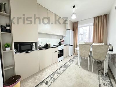 2-бөлмелі пәтер · 60 м² · 1/9 қабат, Карагайлы 74, бағасы: 17 000 ₸ в Семее