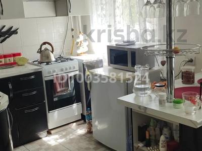 3-комнатная квартира · 41 м² · 1/5 этаж, мкр Жилгородок, Есет батыра 116 — Гуманитарный колледж за 15.8 млн 〒 в Актобе