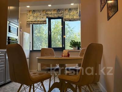 Аренда квартир в Алматы: 2-комнатная квартира · 70 м² · 2/11 этаж, Барибаева 43 — Казыбек би за 500 000 〒 2-комнатная квартира · 70 м² · 2/11 этаж, Барибаева 43 — Казыбек би за 500 000 〒 в Алматы, Медеуский р-н