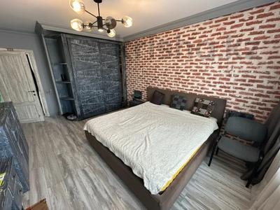 3-бөлмелі пәтер · 86.5 м² · 5/5 қабат, Достык 107 — Хаджи, бағасы: 59.7 млн ₸ в Алматы, Медеуский р-н