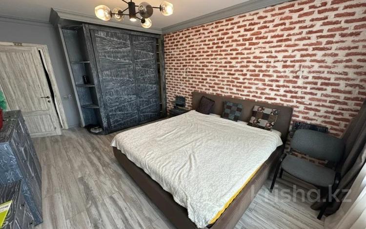 3-бөлмелі пәтер · 86.5 м² · 5/5 қабат, Достык 107 — Хаджи, бағасы: 59.7 млн ₸ в Алматы, Медеуский р-н — фото 2