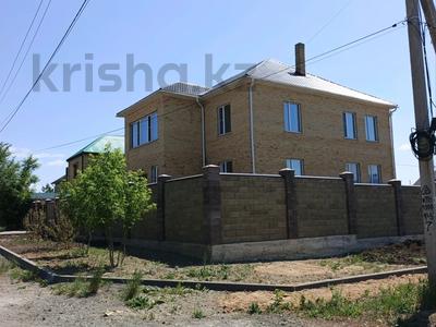 Еркін, кеңселер, медорталықтар мен дәріханалар, білім орталықтары, ойын-сауық · 715.1 м², бағасы: 165 млн ₸ в Караганде, Казыбек би р-н