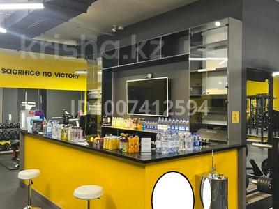 Фитнес-зал · 592 м² за 450 млн 〒 в Астане, Есильский р-н