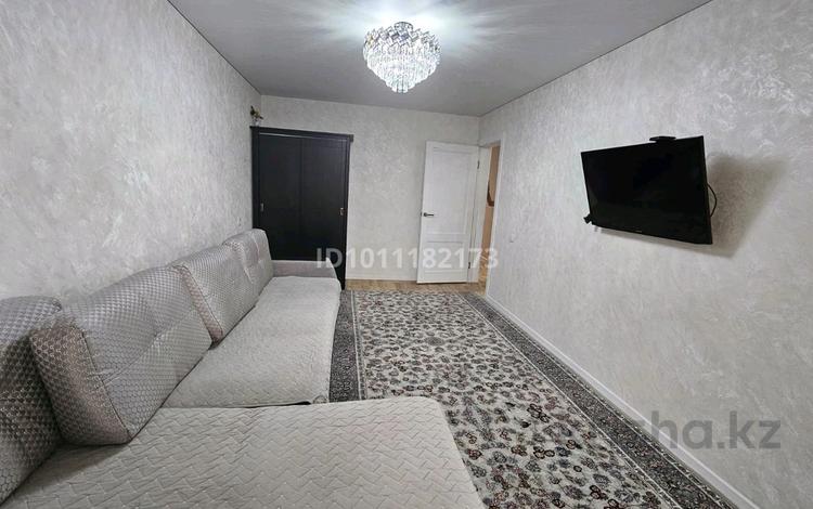 2-бөлмелі пәтер · 50 м² · 1/5 қабат, Каныша Сатпаева 16/2 — Достық, школа 44 и 24, рынок заря, садик Радуга, бағасы: 28 млн ₸ в Усть-Каменогорске — фото 17