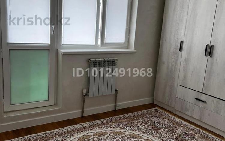 2-бөлмелі пәтер · 65 м² · 2/5 қабат, мкр Нурсая, Нұрсая 96, бағасы: 180 000 ₸ в Атырау — фото 2