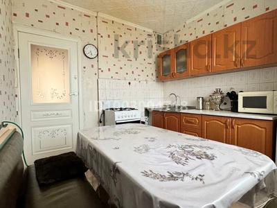 4-бөлмелі пәтер · 84.4 м² · 4/5 қабат, Н. Абдирова 10, бағасы: 16 млн ₸ в Топаре