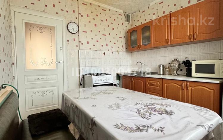4-бөлмелі пәтер · 84.4 м² · 4/5 қабат, Н. Абдирова 10, бағасы: 16 млн ₸ в Топаре — фото 2