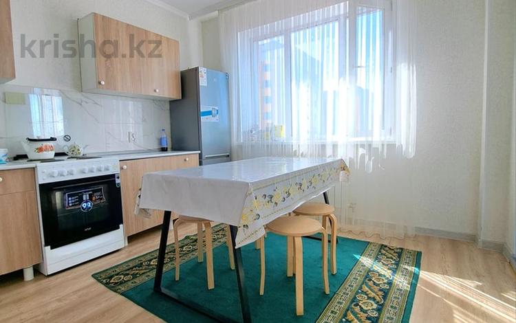 1-комнатная квартира, 34 м², 12/15 этаж, Тлендиева 44а за 13 млн 〒 в Астане, Сарыарка р-н — фото 8