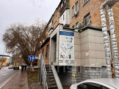 Еркін, кеңселер, дүкендер мен бутиктер, сұлулық салондары, медорталықтар мен дәріханалар, білім орталықтары, ойын-сауық, конференц-залдар, кабинеттер және жұмыс орындары, студиялар · 88 м², бағасы: 390 000 ₸ в Караганде, Казыбек би р-н