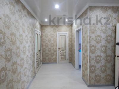 2-комнатная квартира · 80.5 м² · 5/5 этаж, мкр. Алтын орда, Баишева за 30 млн ₸ в Актобе