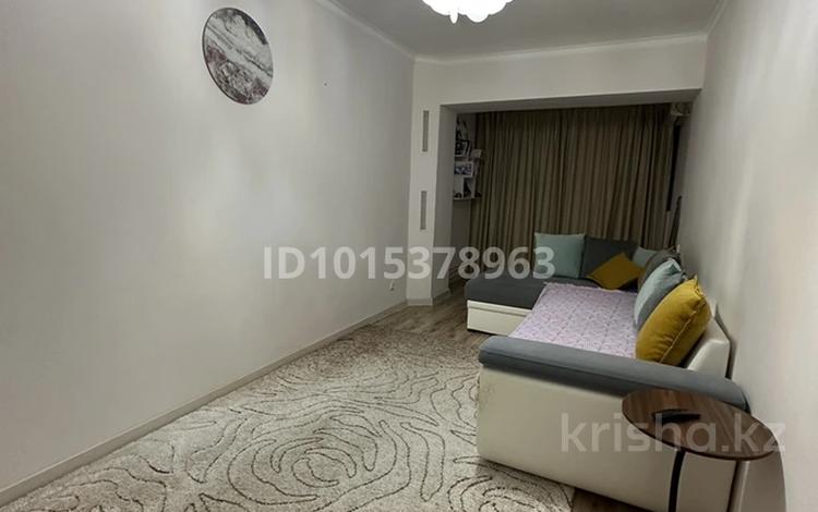 2-комнатная квартира · 57 м² · 2/5 этаж, мкр Центральный, Азаттык — Азаттык за 270 000 ₸ в Атырау — фото 2