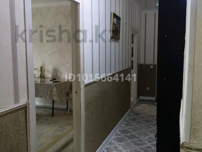 2-бөлмелі пәтер · 56 м² · 1/5 қабат, Нұрсая ш/а., Болашак 51 — Полиция, бағасы: 24 млн ₸ в Атырау, мкр Нурсая