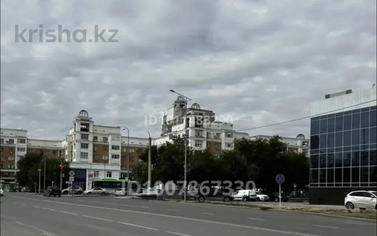 3-бөлмелі пәтер · 74 м² · 3/5 қабат, Құрманғазы 5 — Авнгард, соңғы аялдаиа, бағасы: 30 млн ₸ в Атырау — фото 2