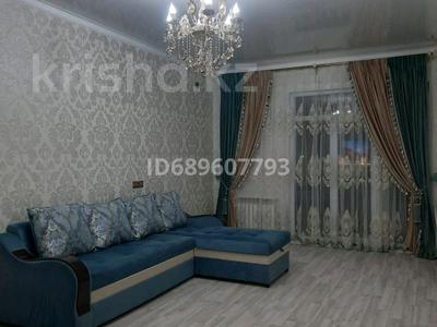 Аренда квартир в Шымкенте: 2-комнатная квартира, 75 м², 7/12 этаж помесячно, мкр Нурсат 2, Астана — Шаяхметова за 250 000 〒 2-комнатная квартира, 75 м², 7/12 этаж помесячно, мкр Нурсат 2, Астана — Шаяхметова за 250 000 〒 в Шымкенте, Каратауский р-н