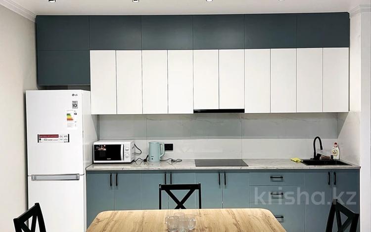 2-комнатная квартира · 60 м² · 8/9 этаж, Толе би 285 к11, 285/8 к12, 285/8 к13, 285/8 к14, 285/8 к15, 285/8 к16, 285/8 к17 — Сайрана за 20 000 〒 в Алматы, Ауэзовский р-н — фото 9