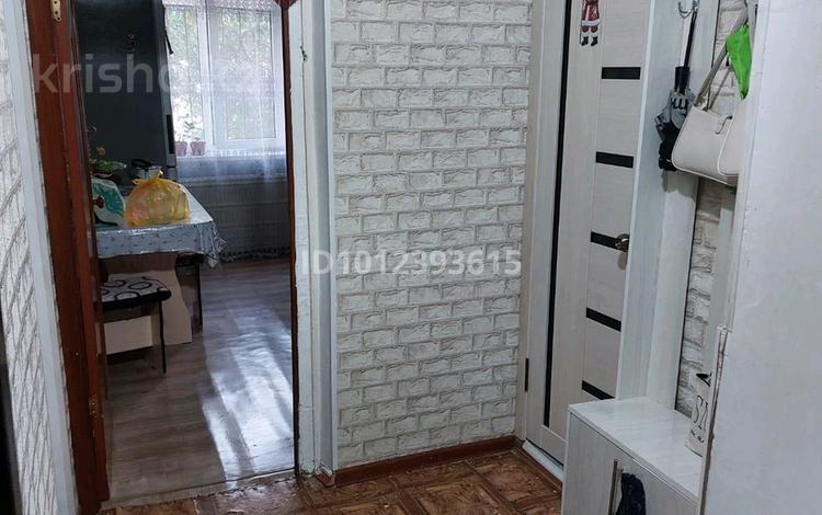 1-бөлмелі пәтер · 46 м² · 1/4 қабат, мкр Талас, Сорокина 2в — Аллея слава, бағасы: 6.5 млн ₸ в Таразе — фото 2