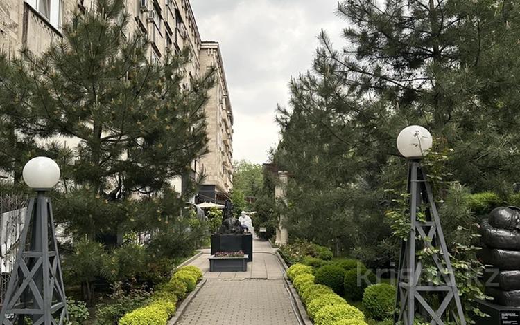 3-бөлмелі пәтер · 80 м², Гоголя 15 — Калдаякова, бағасы: 59 млн ₸ в Алматы, Медеуский р-н — фото 16