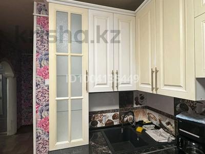 1-бөлмелі пәтер · 42 м² · 5/5 қабат, Кабанбай батыра 93 — 72 квартал, бағасы: 220 000 〒 в Семее