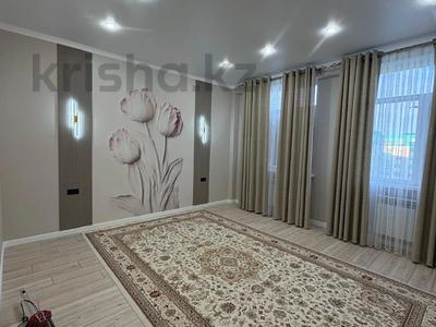 2-бөлмелі пәтер · 70 м² · 4/5 қабат, Мкрн Самал 15, бағасы: 27.3 млн ₸ в Атырау