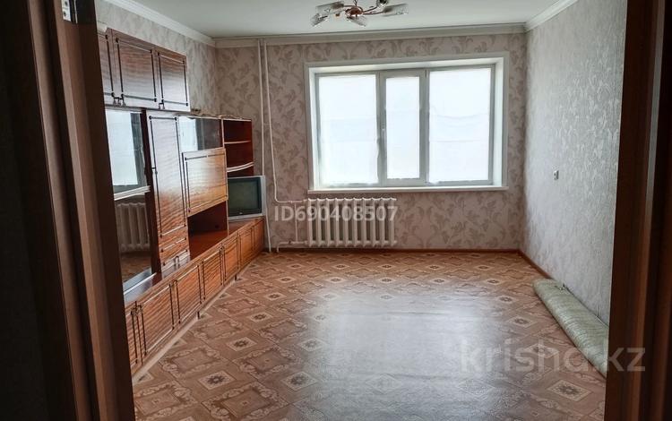 3-бөлмелі пәтер, 66 м², 7/10 қабат ай сайын, Камзина, бағасы: 120 000 〒 в Павлодаре — фото 2