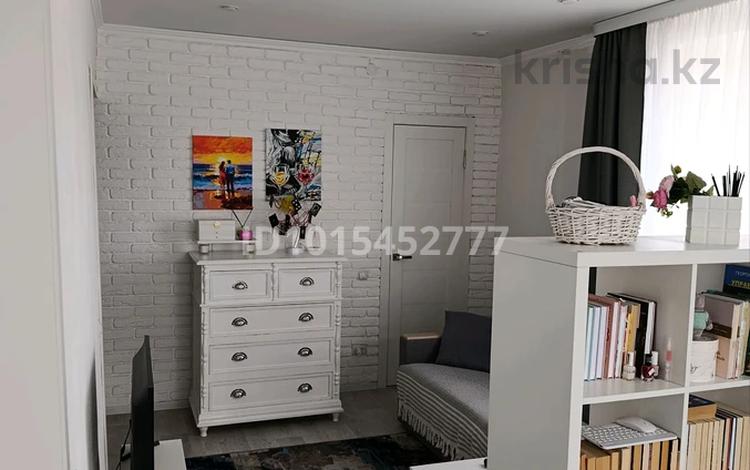 1-комнатная квартира · 30 м² · 2/2 этаж, Майкудук Щорса-Белинского за 10.9 млн ₸ в Караганде, Алихана Бокейханова р-н — фото 2