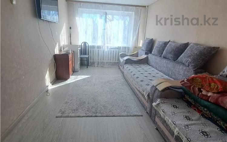 2-комнатная квартира · 47 м² · 4/5 этаж, Майкудук, 16й микрорайон 30 за 12 млн ₸ в Караганде, Алихана Бокейханова р-н — фото 2