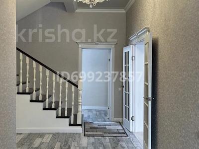 Жеке үй · 4 бөлме · 250 м² · 10 сот., Нура Ишим 78, бағасы: 73 млн ₸ в Косшы
