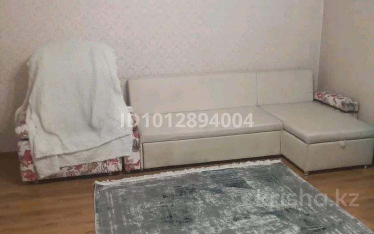 2-бөлмелі пәтер · 65 м² · 1/6 қабат, мкр Кокжиек, бағасы: 250 000 ₸ в Алматы, Жетысуский р-н — фото 2