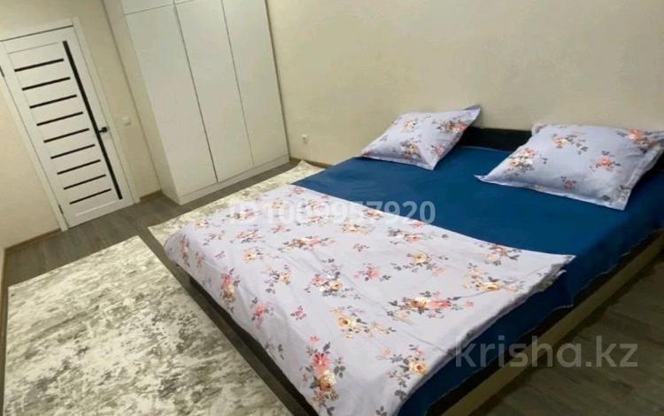 1-комнатная квартира · 44 м² · 2/4 этаж, Аманжолова 123/1 за 8 000 ₸ в Уральске, мкр Школьник — фото 2