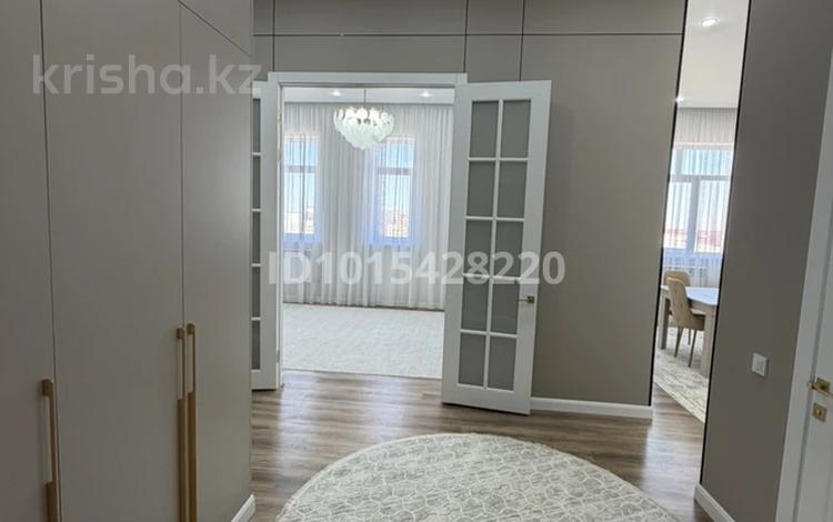 2-бөлмелі пәтер · 80 м² · 7/8 қабат, 32А ш/а. 4, бағасы: 31 млн ₸ в Актау, 32А мкр — фото 2