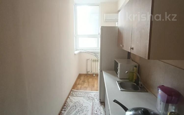 1-комнатная квартира · 33 м² · 7/10 этаж, мкр Аксай-3А 90 за 21 млн ₸ в Алматы, Ауэзовский р-н — фото 4