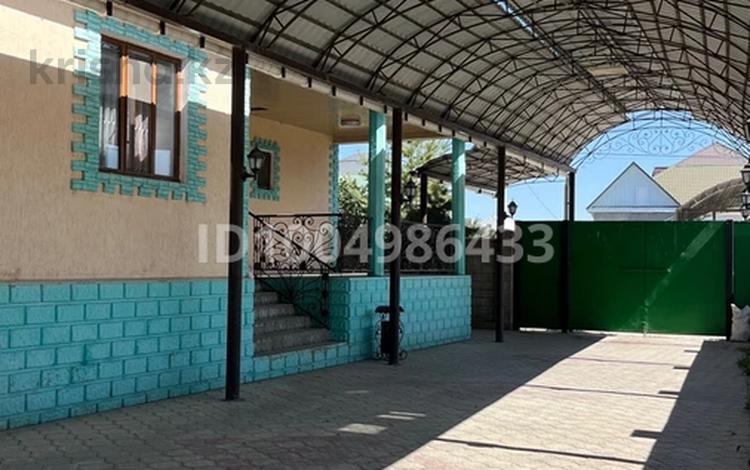 Дом · 4 комнаты · 100 м², мкр Бектобе, Жайык 25 за 20 000 〒 в Таразе — фото 2