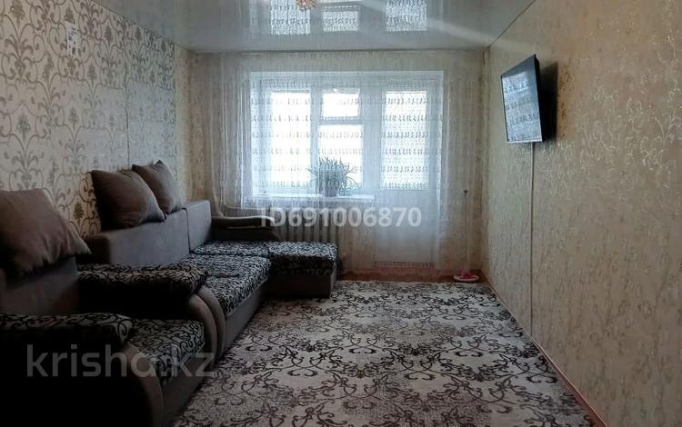 3-комнатная квартира, 61 м², 5/5 этаж, Комарова 10 за 9 млн 〒 в Алтае — фото 2